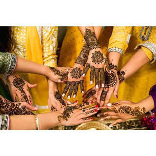 Henna tattoo
