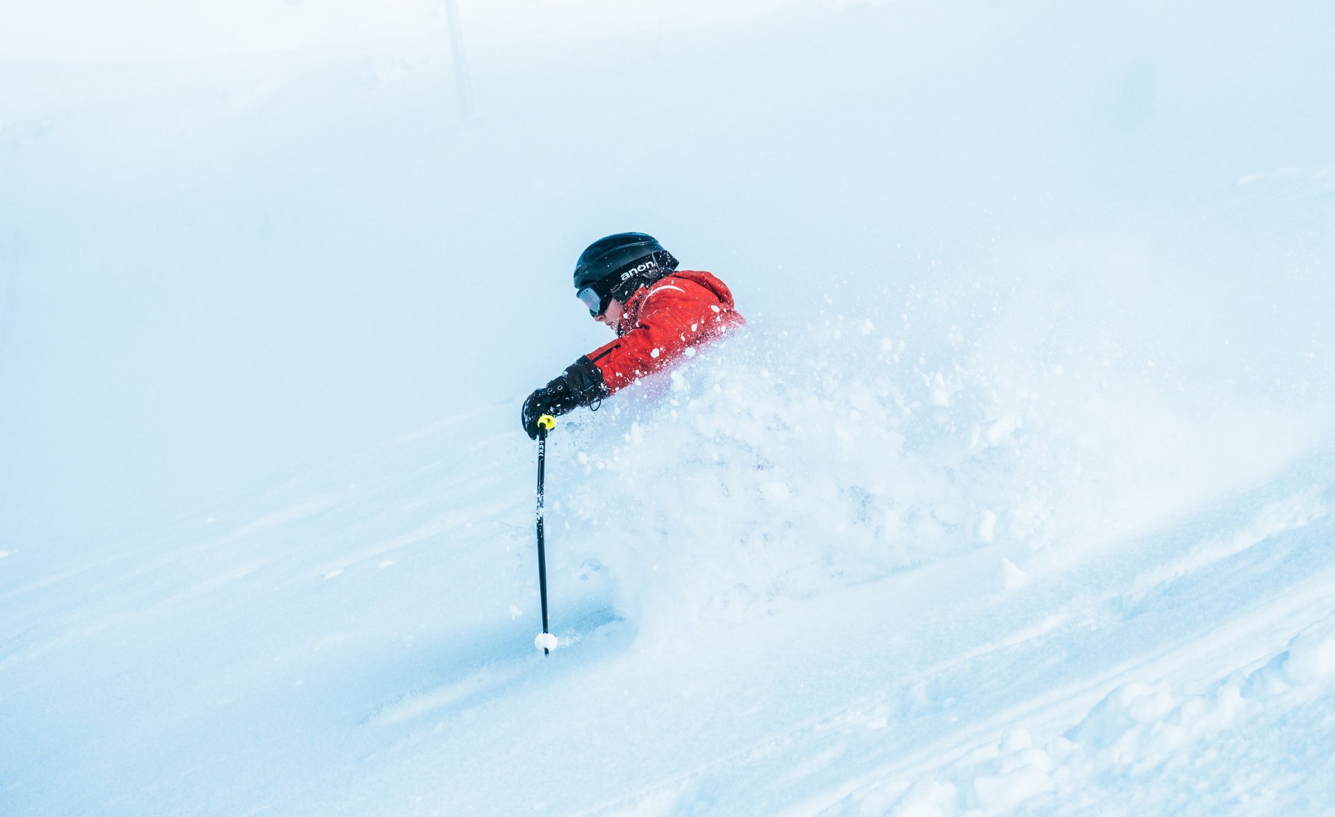 Ski / snowboard lessons